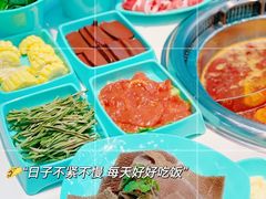 -季季红火锅(青山湖万达店)