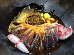 -边江铁锅炖鱼(振八街店)