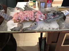 -荣誉国际酒店-云顶旋转餐厅