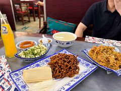 -海碗居老北京炸酱面(增光路店)