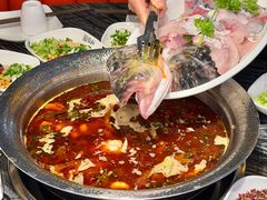 -老船舫·现做活鲜鱼馆(东郊记忆店)
