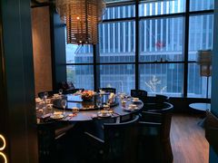 -凤凰湘语·海派湘菜(浦东旗舰店)