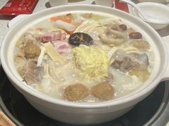 -三人行骨头王火锅(长寿店)