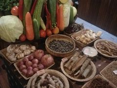 -Neary Khmer Restaurant