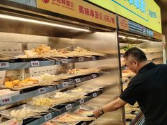 -李记称盘牛杂串串(广厦店)