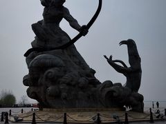 -巴陵广场
