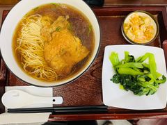 -百年老字号·观振兴蟹黄面·三虾面·苏式面(观前街富仁坊巷店)