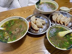 -黄阿姨锅贴大王(万航渡路店)