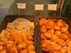 -鲤鱼洲酒店港鲤咖啡厅