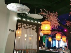 -荷塘秋月·本帮江浙菜(国权路店)