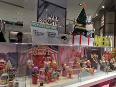 -泡泡玛特POPMART(国金街店)