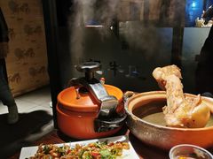 百岁牛骨头汤-龚印记牛骨牛杂屋·四代传承(珠影星光城店)