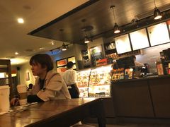 -星巴克(广州中华广场B1层店)