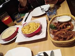 -必胜客(万象城店)