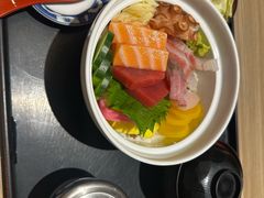 -小山日本料理(兴业太古汇店)