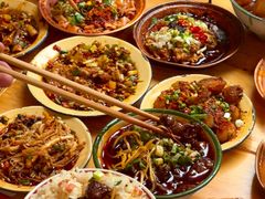 -拈签一笑黄牛肉辣卤串串