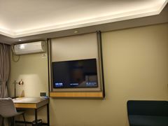 -格美酒店(合肥南站罍街朱岗地铁站店)