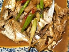 -美味海鲜大排档(明发美食地标店)