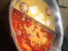 -湊湊火锅·茶憩(郑州绿地新都会店)