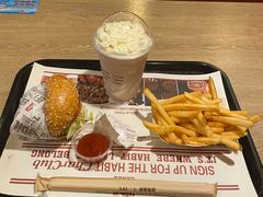 -The Habit Burger Grill 哈比特汉堡(复兴soho店)