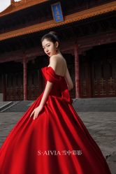 -雪中彩影婚纱摄影·微光艺术中心