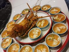 -荣誉海鲜酒楼(海湾店)