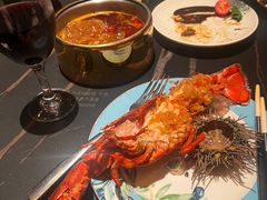 -雍容荟帝王蟹活龙虾展台自助(IFS黑金店)