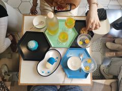 药不能停-茶是一枝花泡茶店