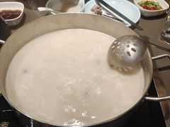 -捞王锅物料理(上海世茂广场店)