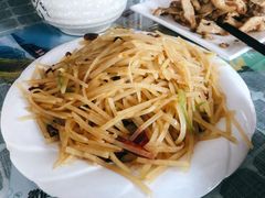 -天天向上素食餐厅(五台山店)