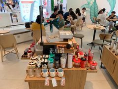 零售区-星巴克臻选(上海淮海百盛购物中心店)