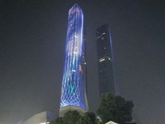 -南京眼步行桥