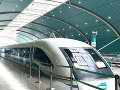 -龙阳路磁悬浮列车总站-停车场