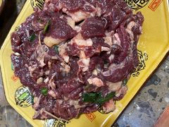 -黄利砖万峰林布依特色酸笋牛肉馆