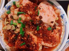 -肖四女乐山跷脚牛肉(滨江天街店)