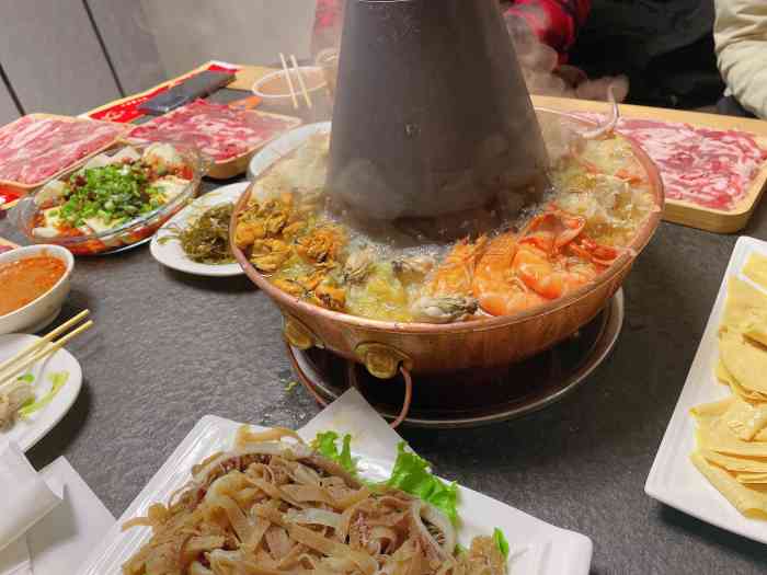 徐记铜火锅(西瓦窑店)-"这是一条凑数量的点评,原因是我这个月得写.