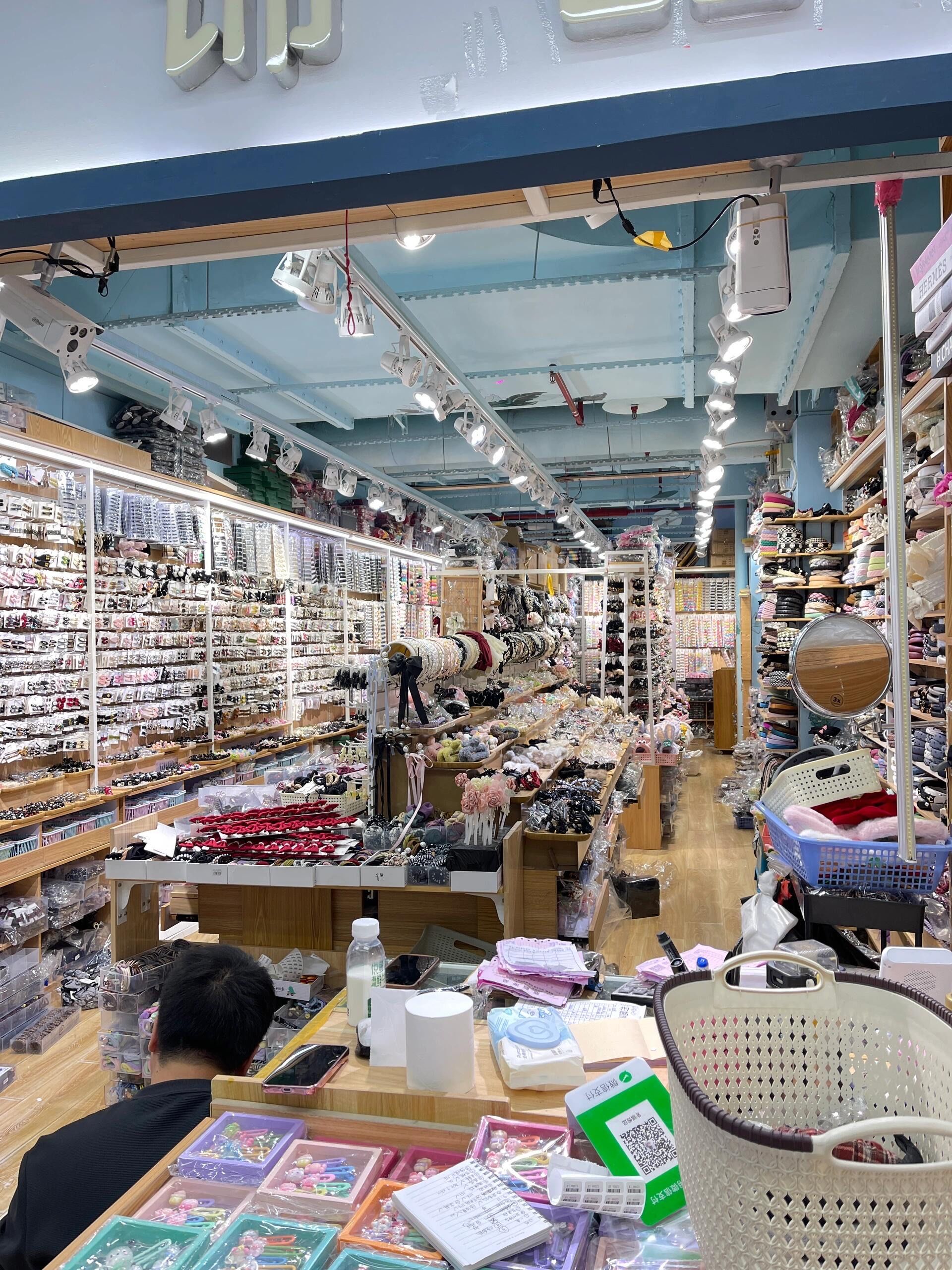 天津一天也逛不完的百货批发市场