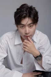 -阿三造型烫染•接发