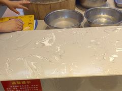-景明轩•养生酸汤鱼火锅 云贵鲜菌 现舂野果酸汤(王寨小区店)