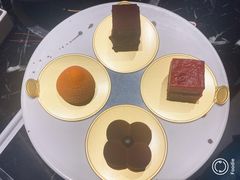 -淡尾·海鲜自助概念餐厅(虹桥南丰城店)