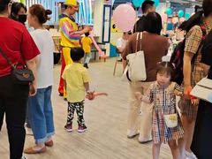 -布鲁豪斯亲子欢乐家庭餐厅