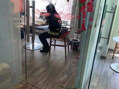 -新世界教育iVEE·英语日语西语(金桥校区)