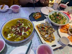 -忘忧草融合私房菜(红鼎国际店)