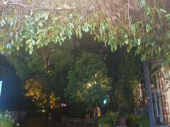 -千滋百味·醉江澜花园餐厅(街道口店)