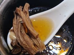 -小鱼小牛·鱼牛干锅·脆鱼火锅(世欧广场店)