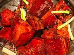 乔街招牌红烧肉-乔街深夜食堂·小龙虾·高压锅生蚝(杭州总店)