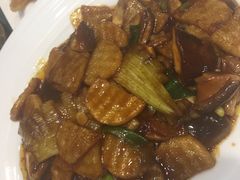 茄子炒土豆-老码头黑皮肘子锅包肉熏酱水饺(文政街店)