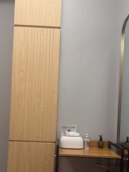 -PE SALON 