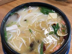 -双桥园·云南过桥米线(古城南门店)