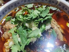 -李双猪·小龙虾·烧烤·羊肉煲(乐山店)